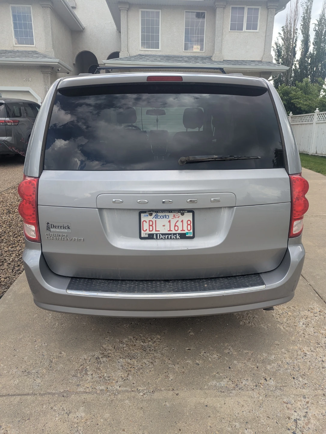 2017 Dodge Grand Caravan SXT FWD - photo 3