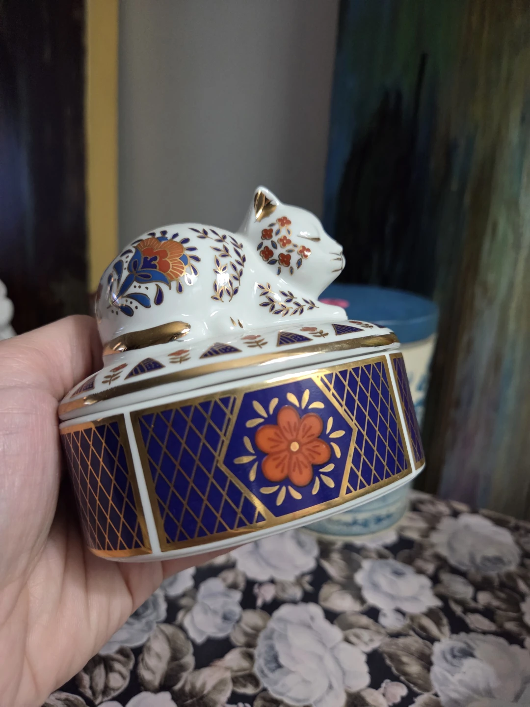 Decorative Porcelain Cat Trinket Box - photo 3