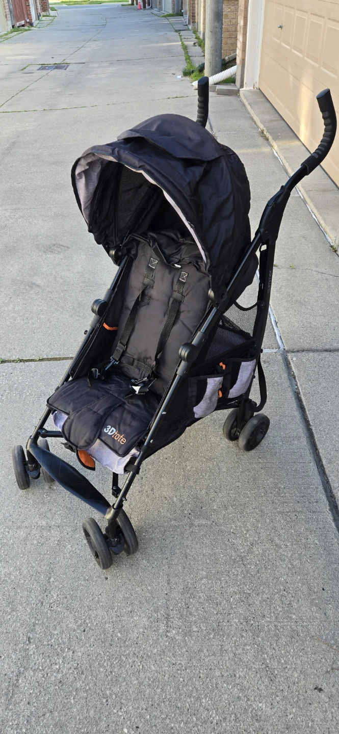 8 piece Baby Travel System: Car Seat, 2 Strollers & Booster Seat - photo 4