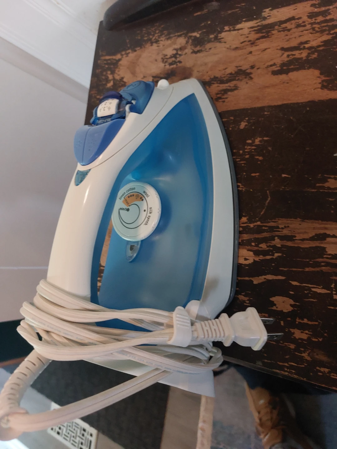 T-fal iron and ironing - photo 2