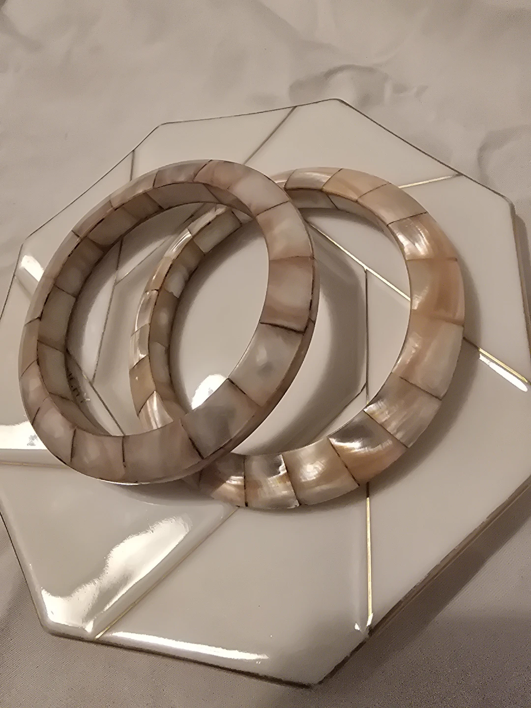 Set of 2 Mother of Pearl Bangles - photo 3