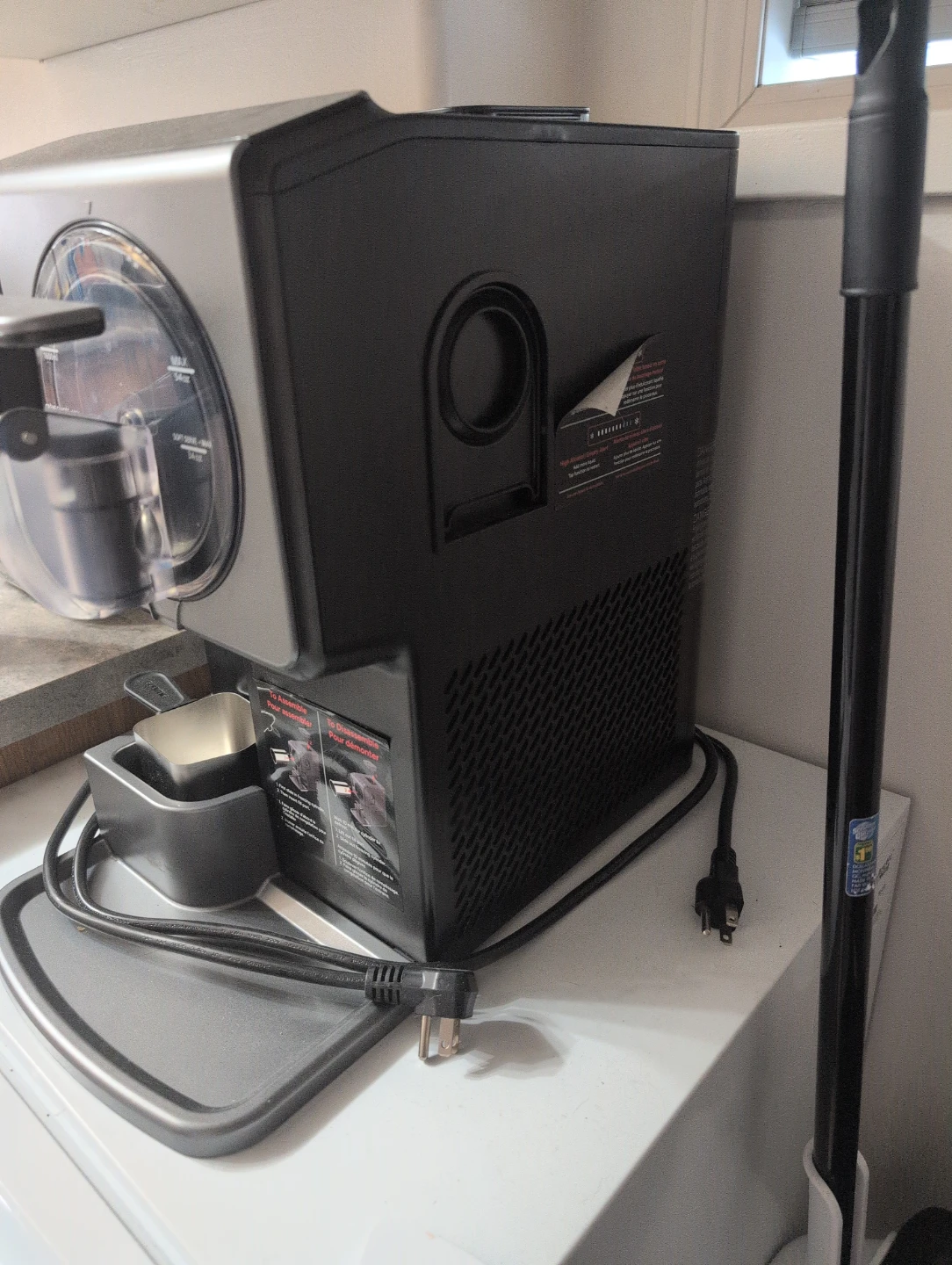 Gourmia Ice Cream Maker - photo 2
