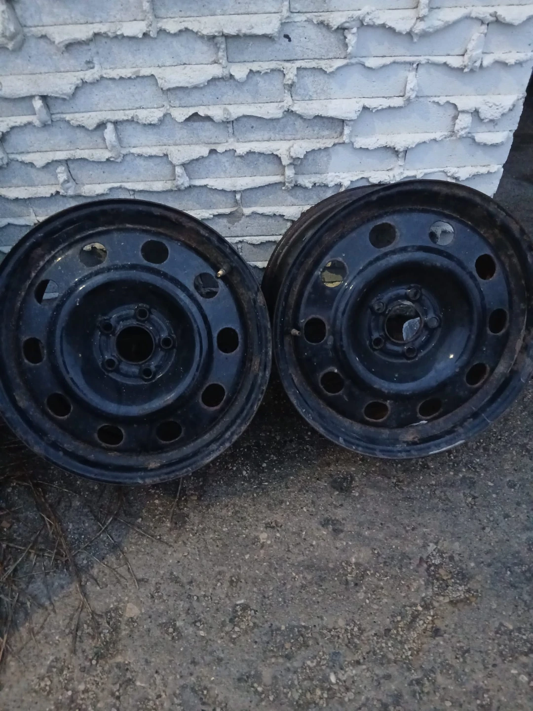 Tire 235/55R17
