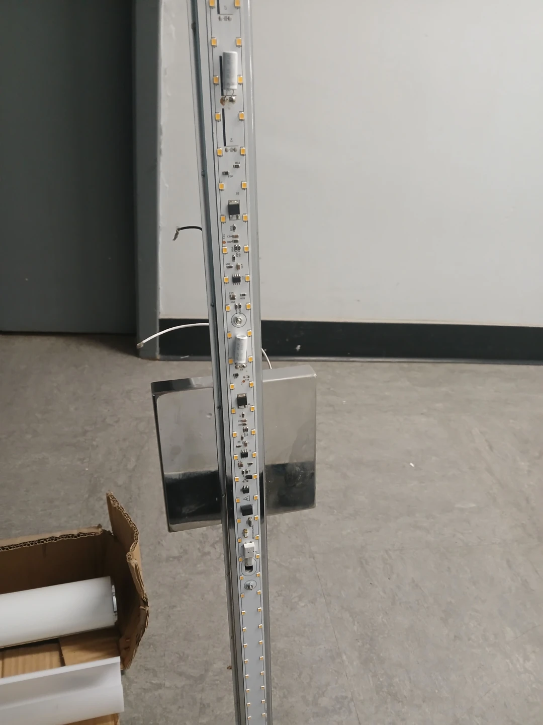 LED Vanity Light Fixtures - photo 4