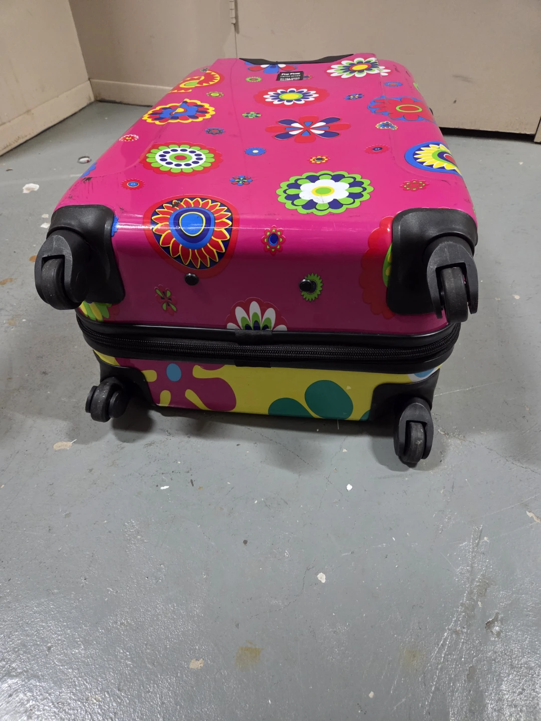 Pop Fiore Limited Edition Hardside Carry-On Spinner Luggage - photo 3