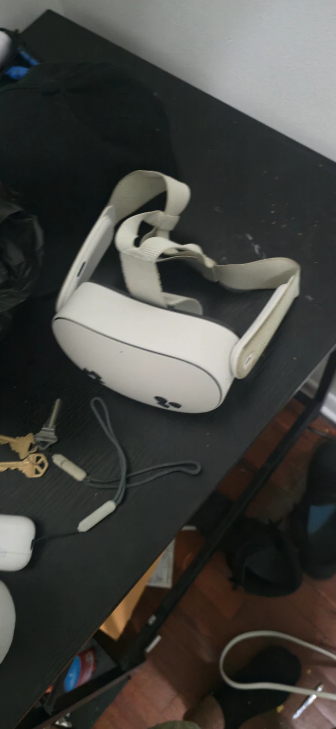 Meta Quest 3S VR Headset 128GB - photo 2