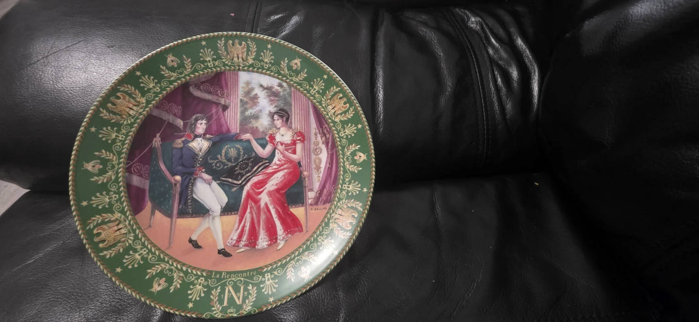La Rencontre Josephine and Napoleon de Boulmé Decorative Plate - photo 2