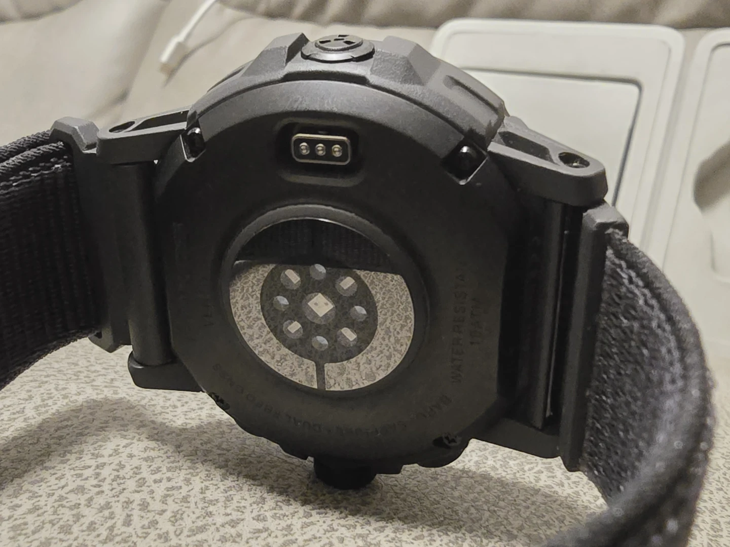 Coros Vertix 2s with box and extra band - photo 5