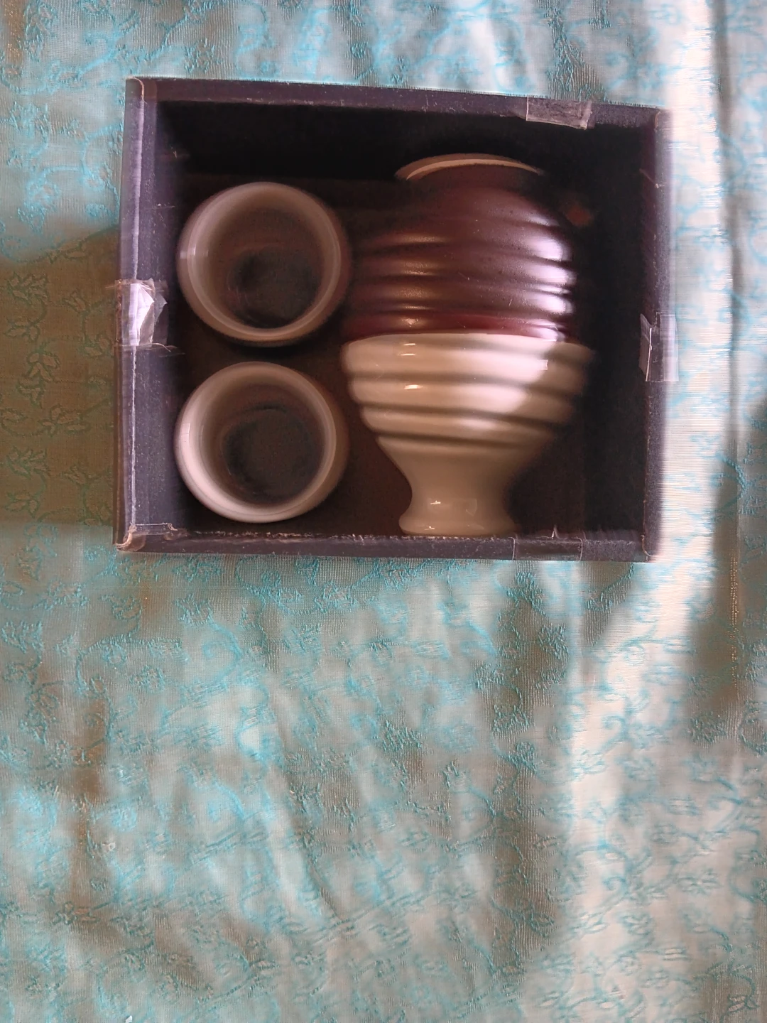 Yutsumori Sake Set