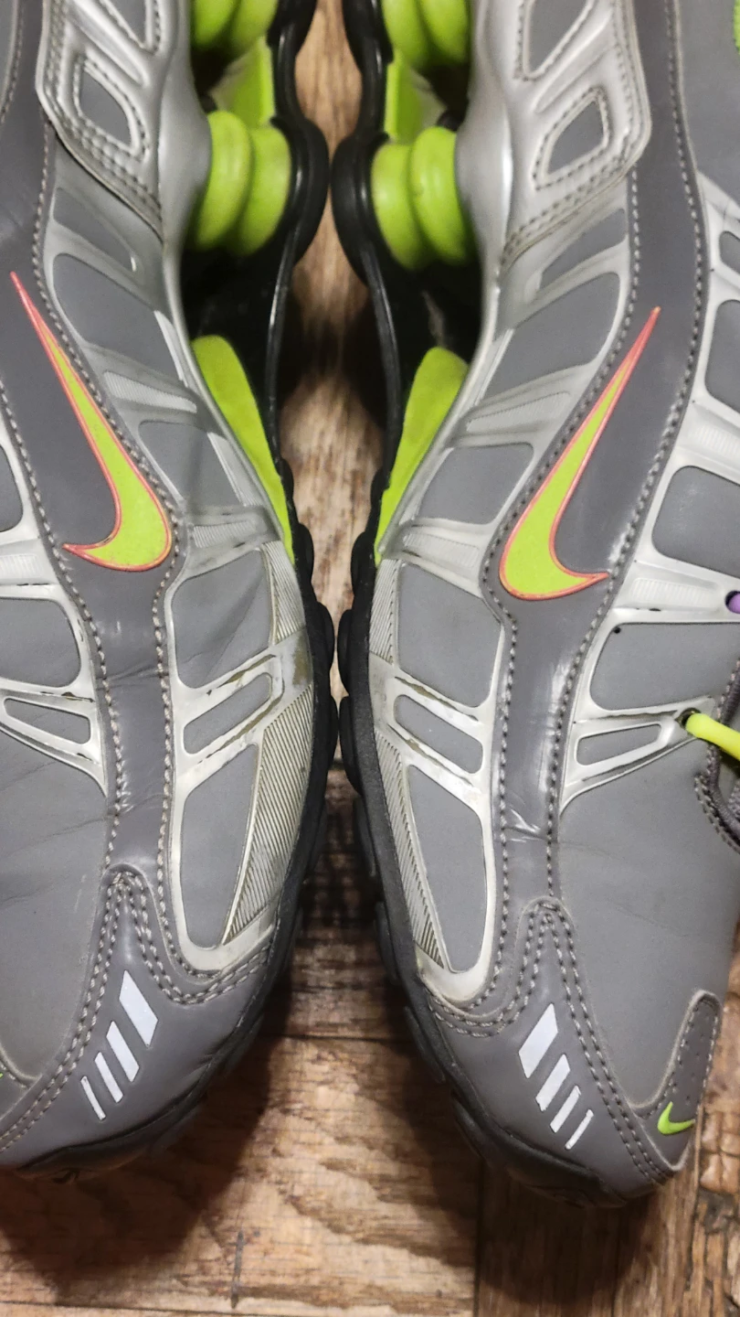 Nike Shox Sneakers Size 7.5 - photo 3