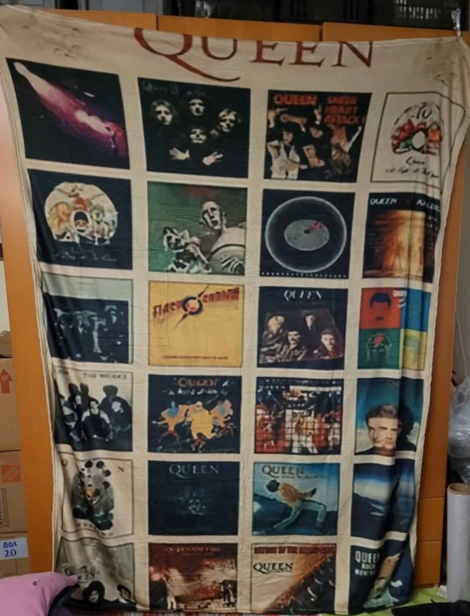 Queen Album Cover Blanket ⚽️