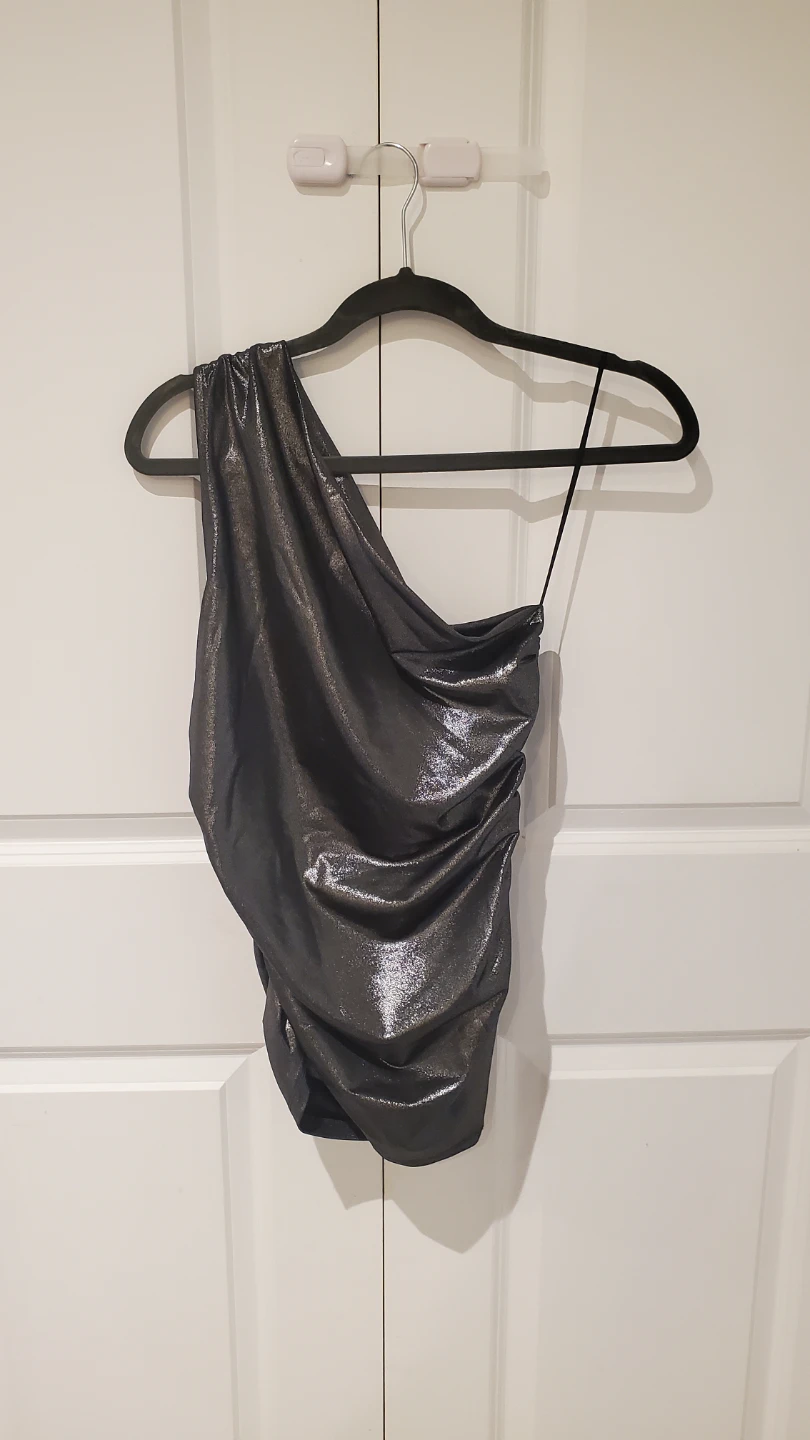 One-shoulder Ruched Metallic Top