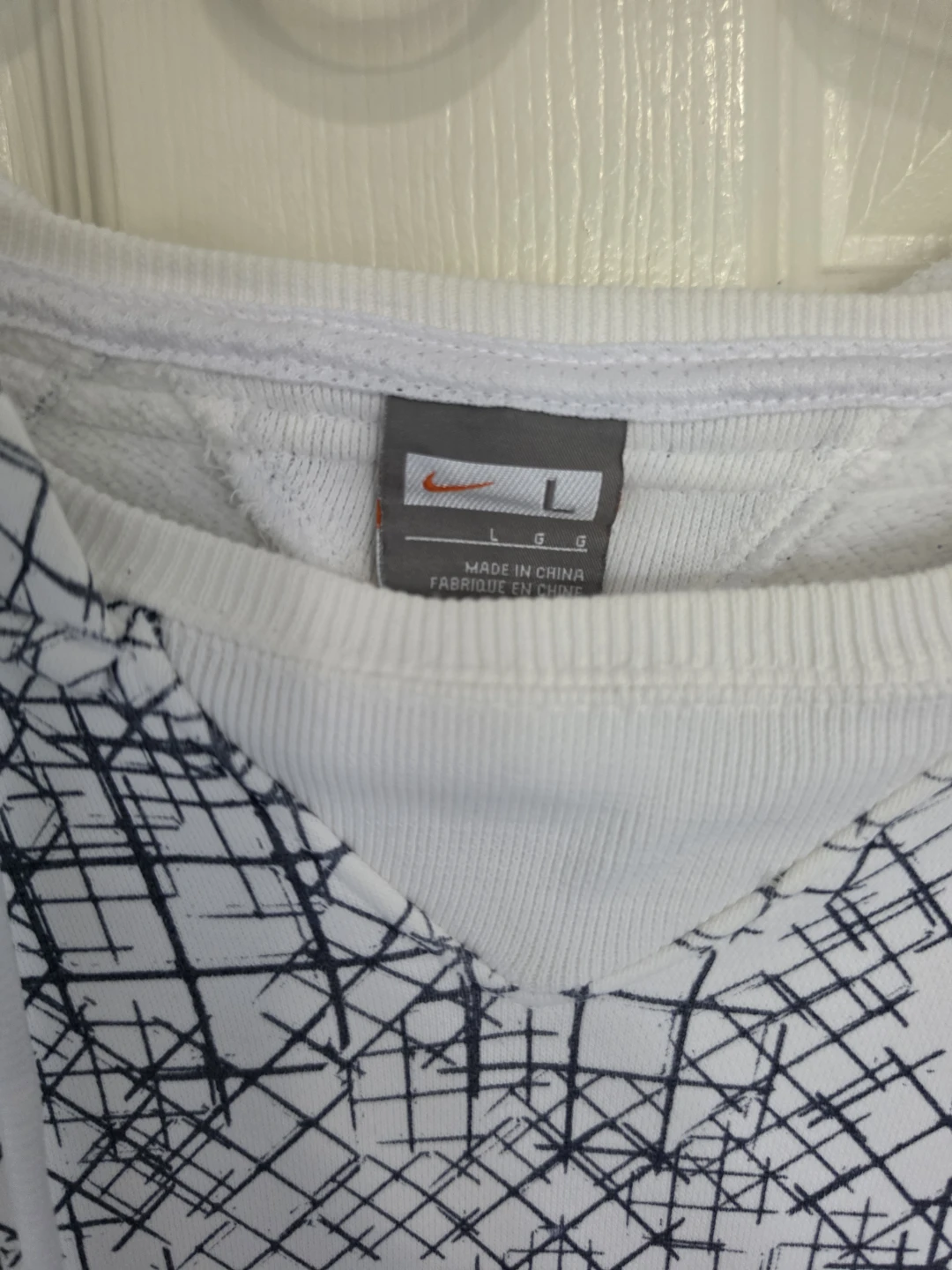 Nike Hoodie Size L - photo 3
