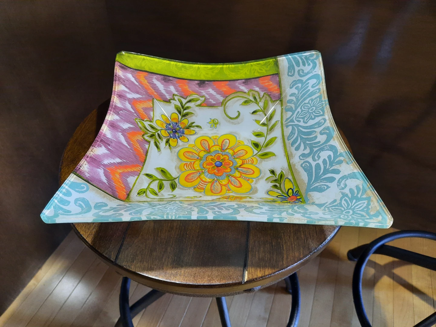 Serving plate
