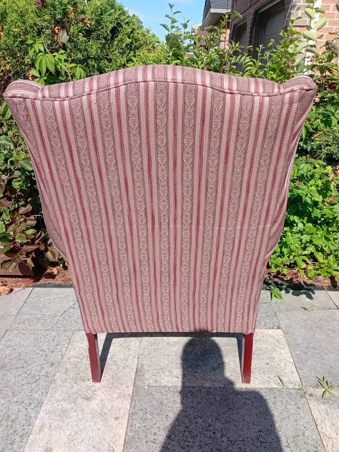 Wingback Armchair - Striped Fabric - photo 2