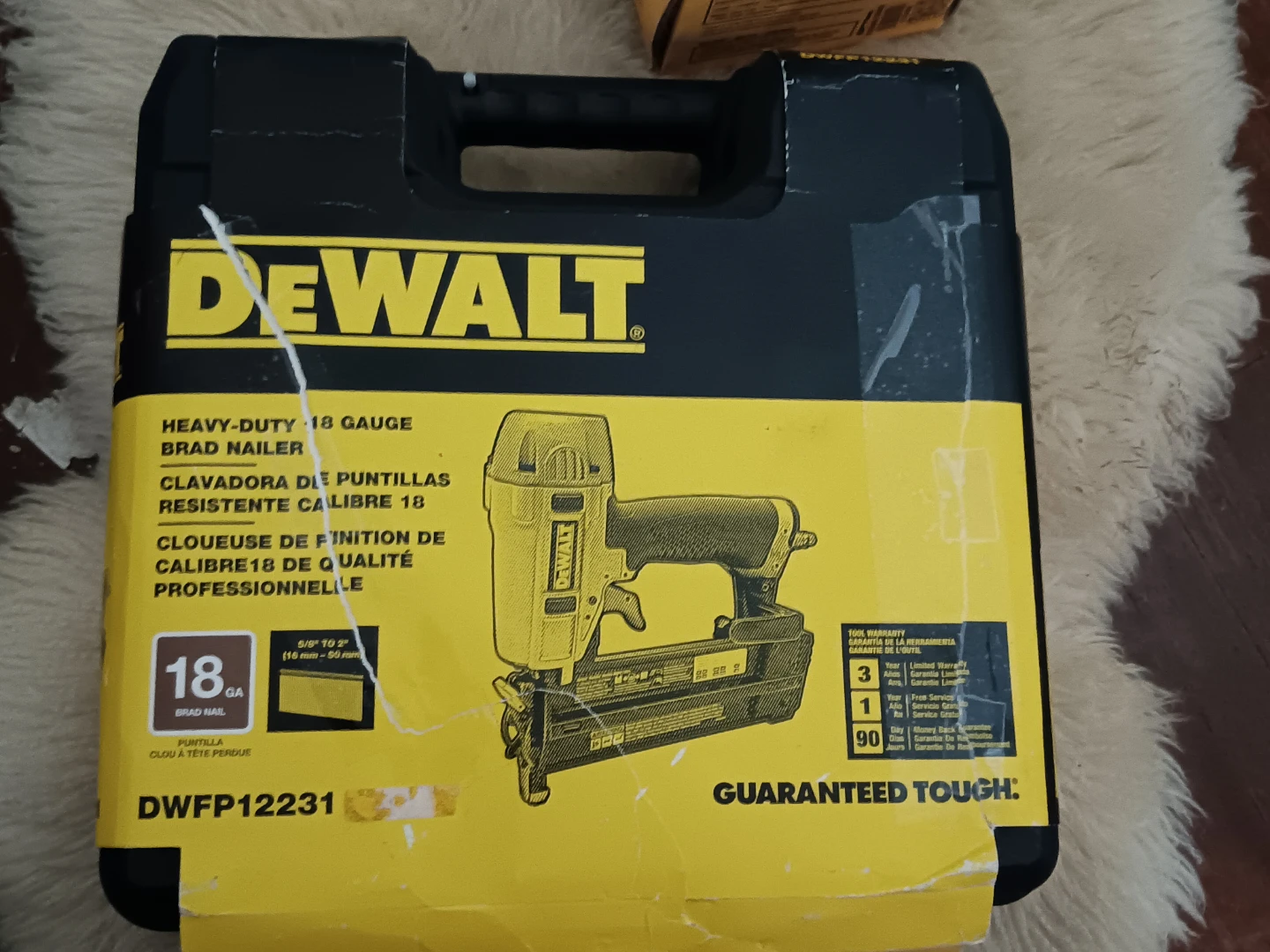 DeWalt Heavy-Duty 18 Gauge Brad Nailer