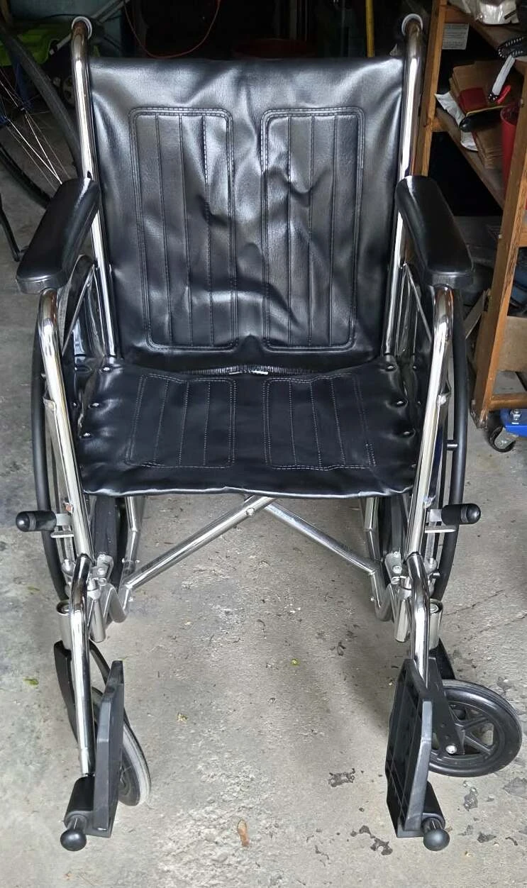 Breezy EC 2000 Wheelchair - photo 2