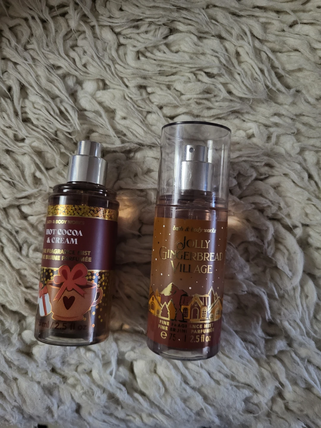 ⚽️ 2  Bath & Body Works Fine Fragrance Mists
