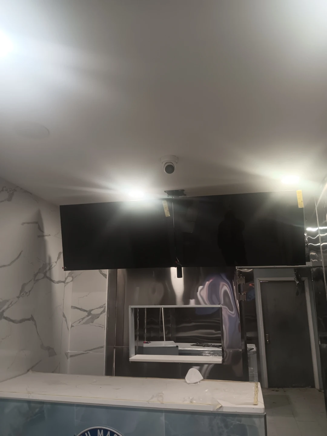 GRS Commercial Display Refrigerator - photo 5