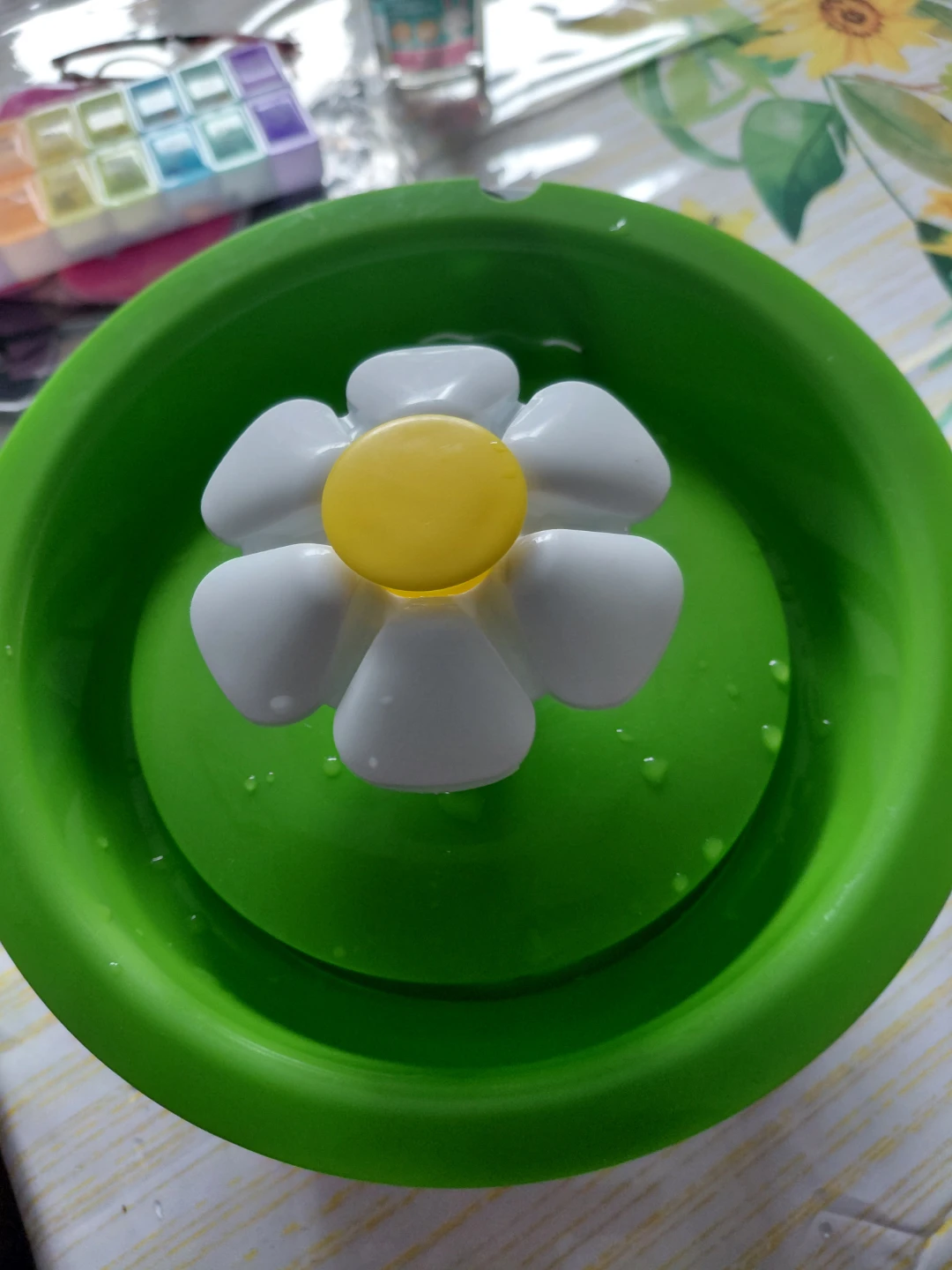 Green Pet Water Fountain with Flower - photo 4