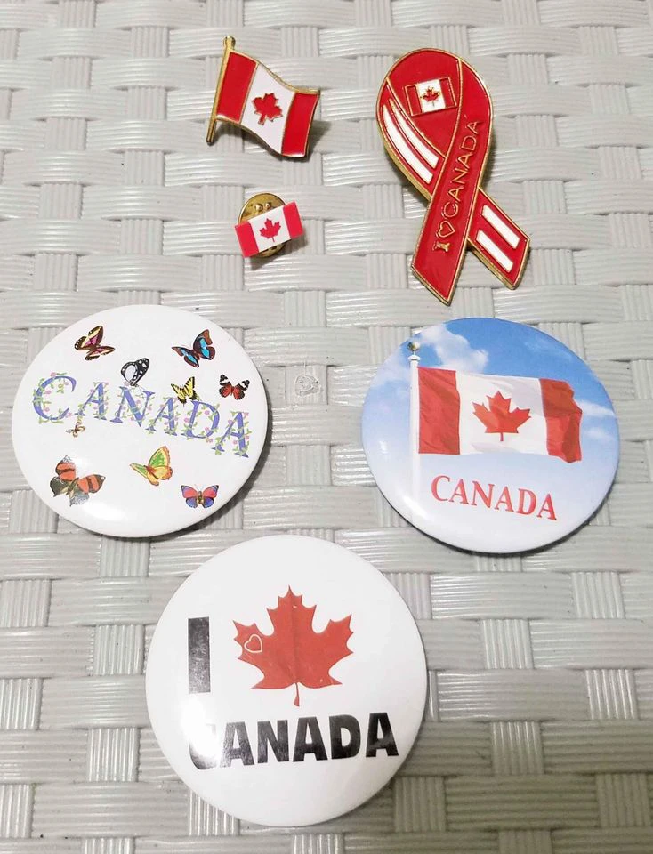 🍁Canada Pins and Buttons Collection🍁