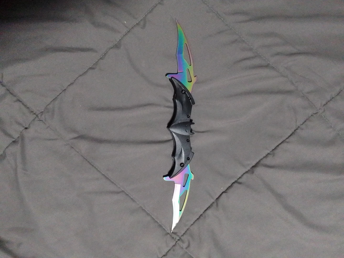 Rainbow Bat Shuriken Knife - photo 3