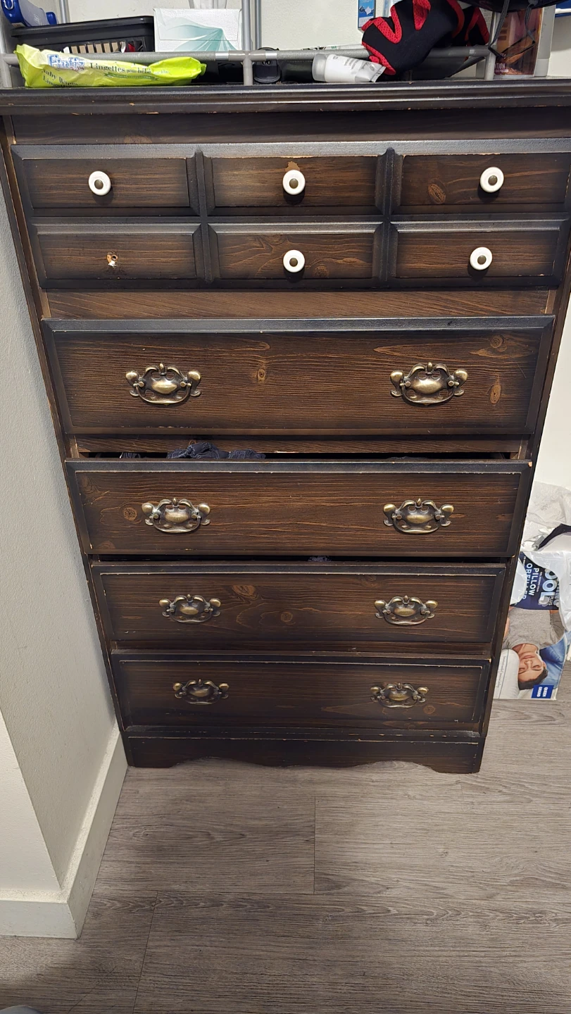 Wooden Dresser with 5 Drawers (URGENT!!!)