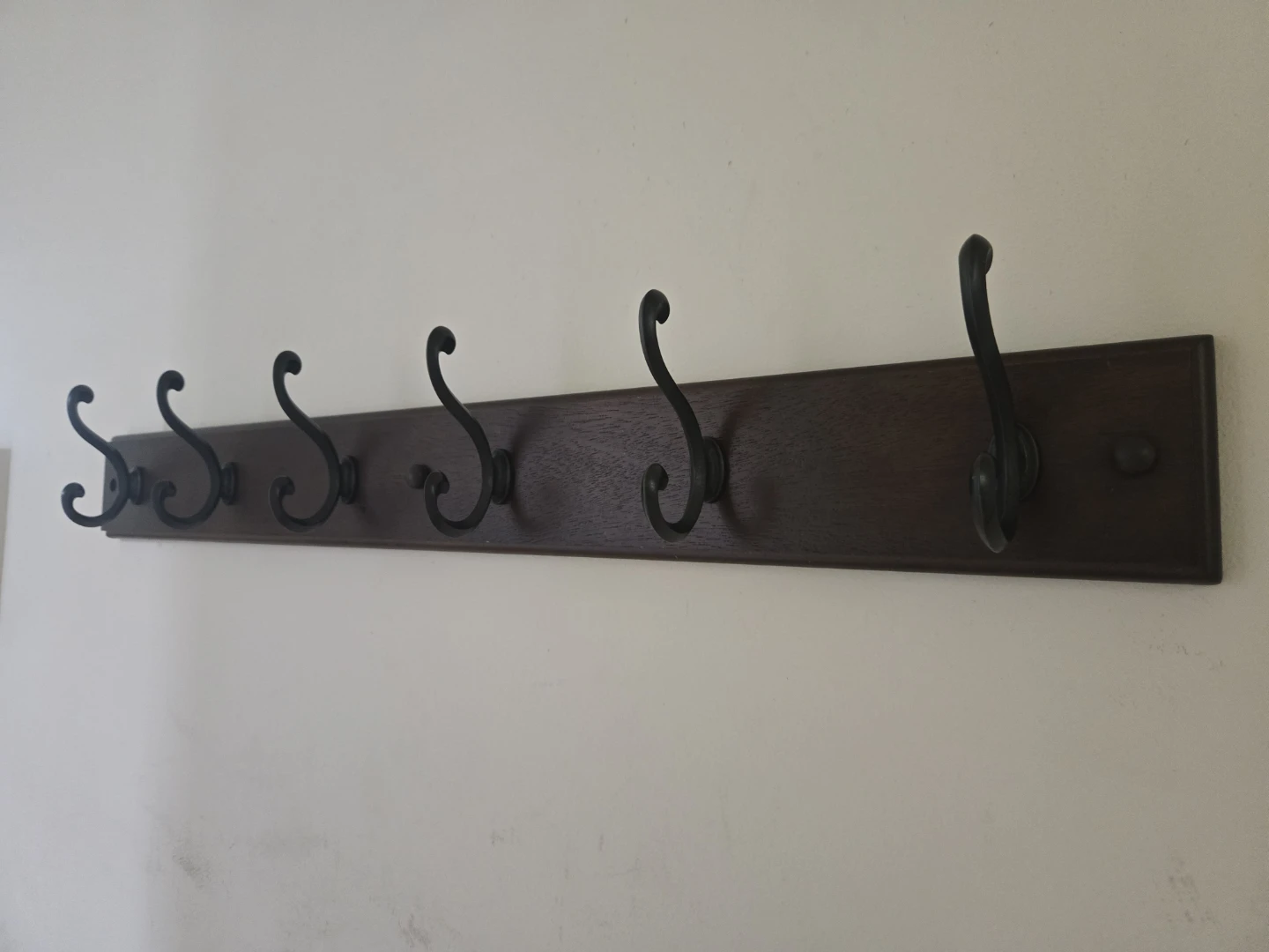 Wooden Coat Rack with 6 Hooks