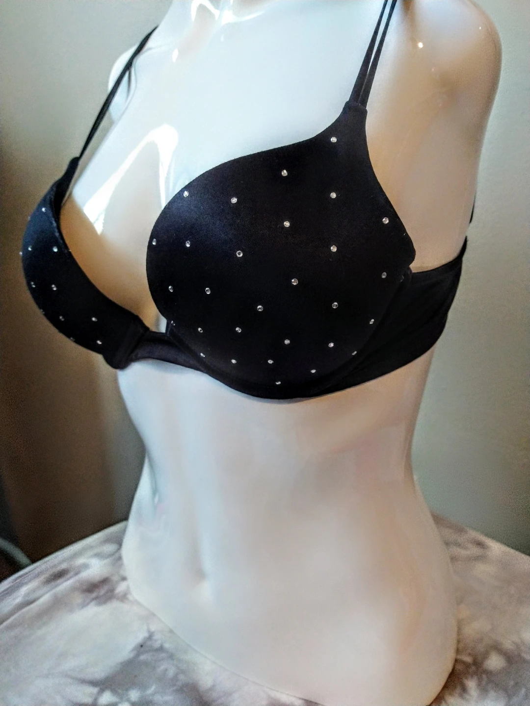 Victoria Secret Rhinestone Push Up Bra Size 34B - photo 3