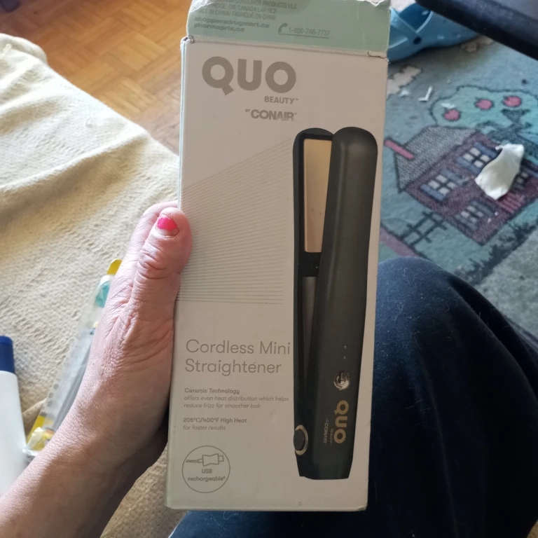 QUO Beauty Cordless Mini Straightener by Conair
