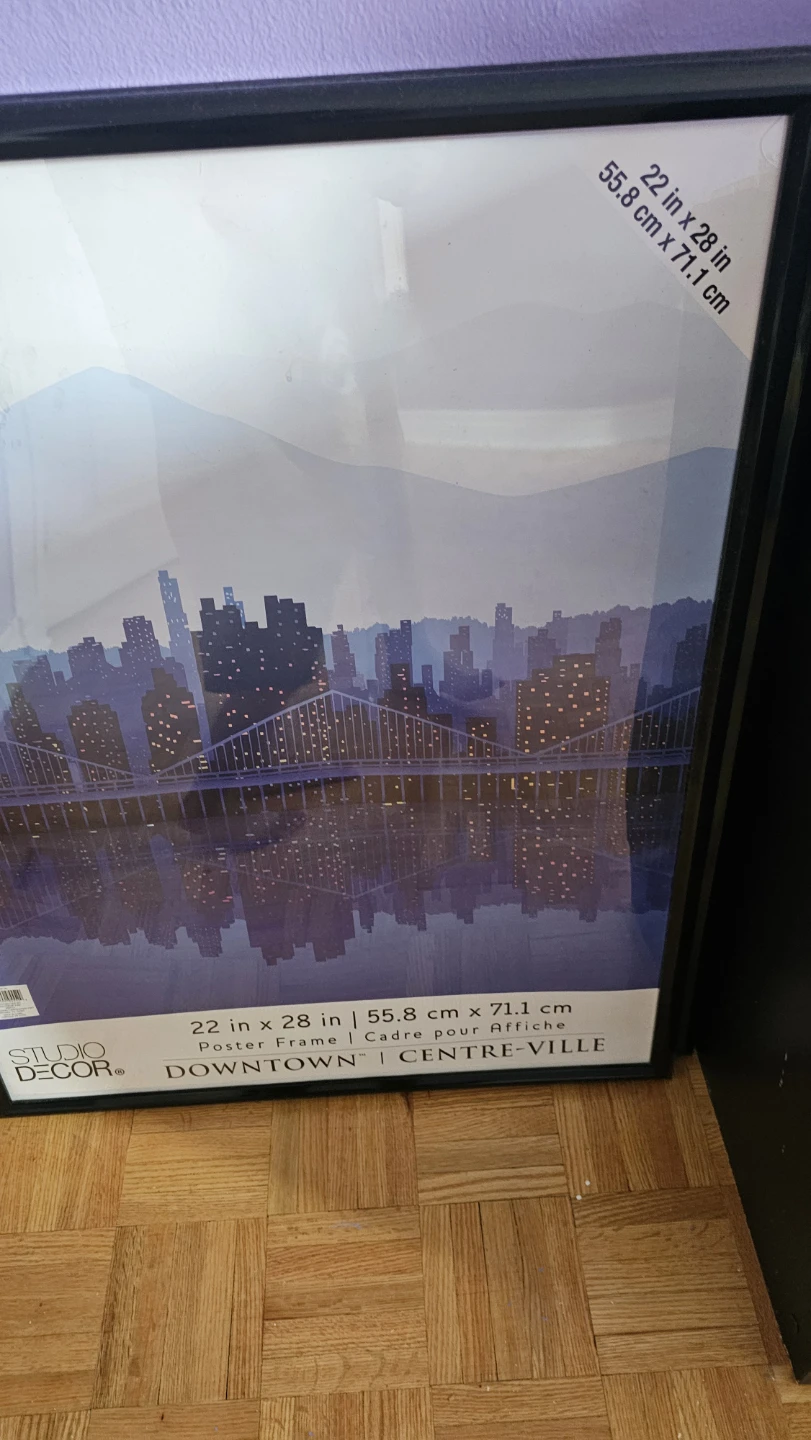 Studio Decor Downtown Poster Frame 22 x 28 in