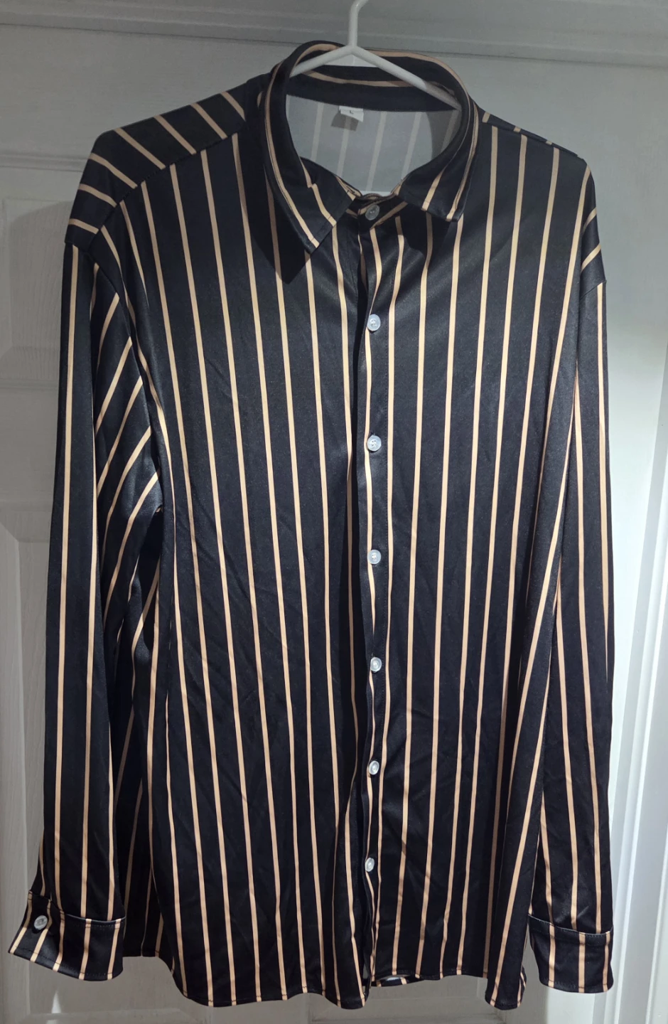 Brand new men's shirt size Large