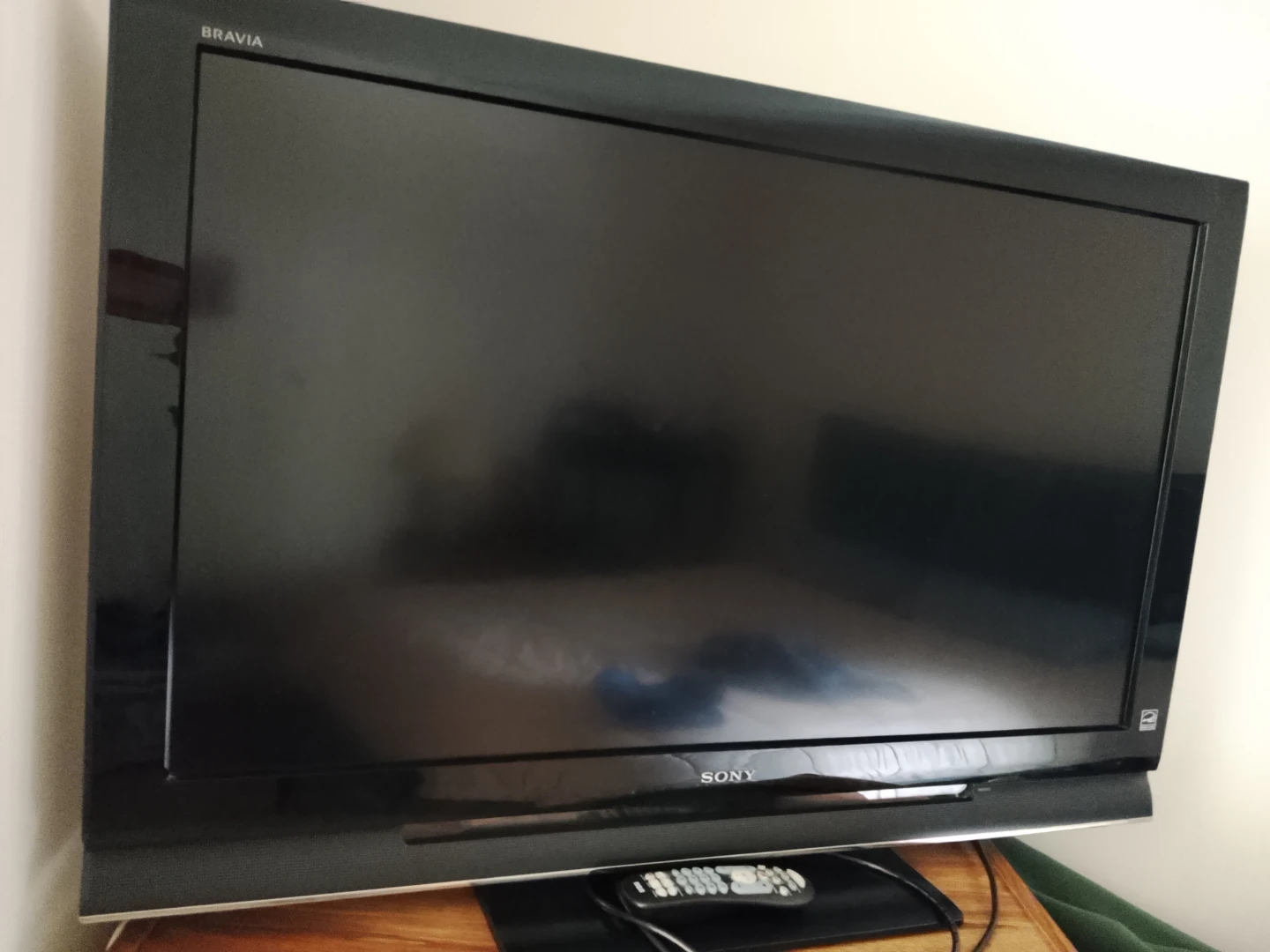 Sony Bravia 32-inch Flat Screen TV - photo 4