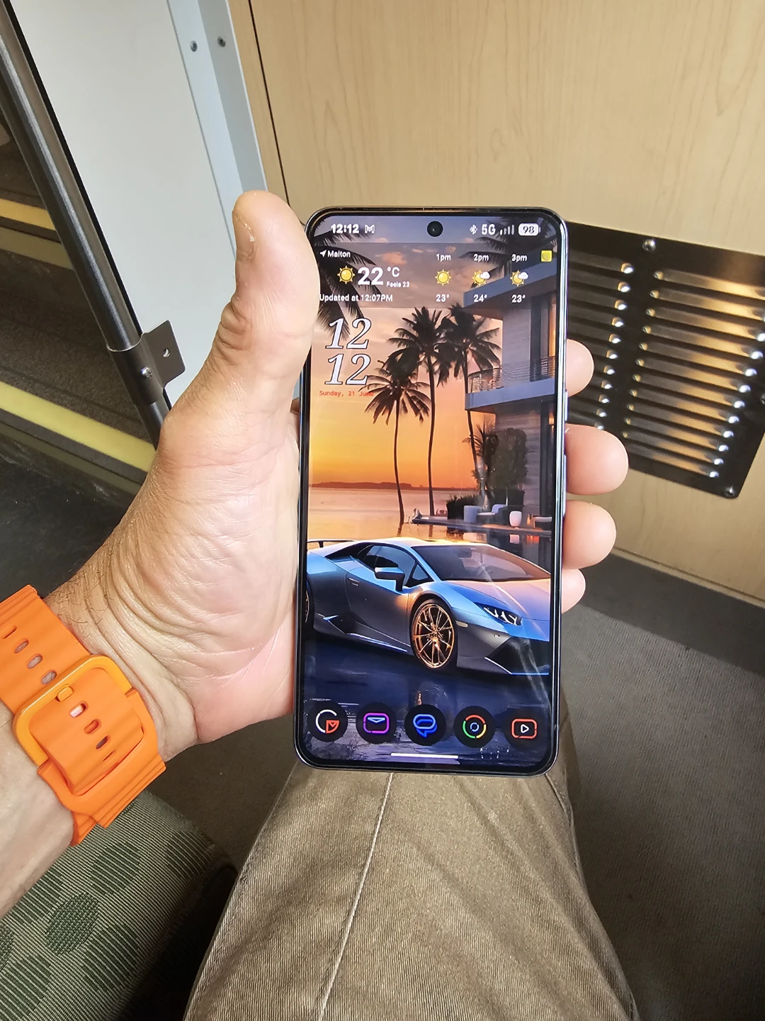Pixel 8 pro  12/128g  like new