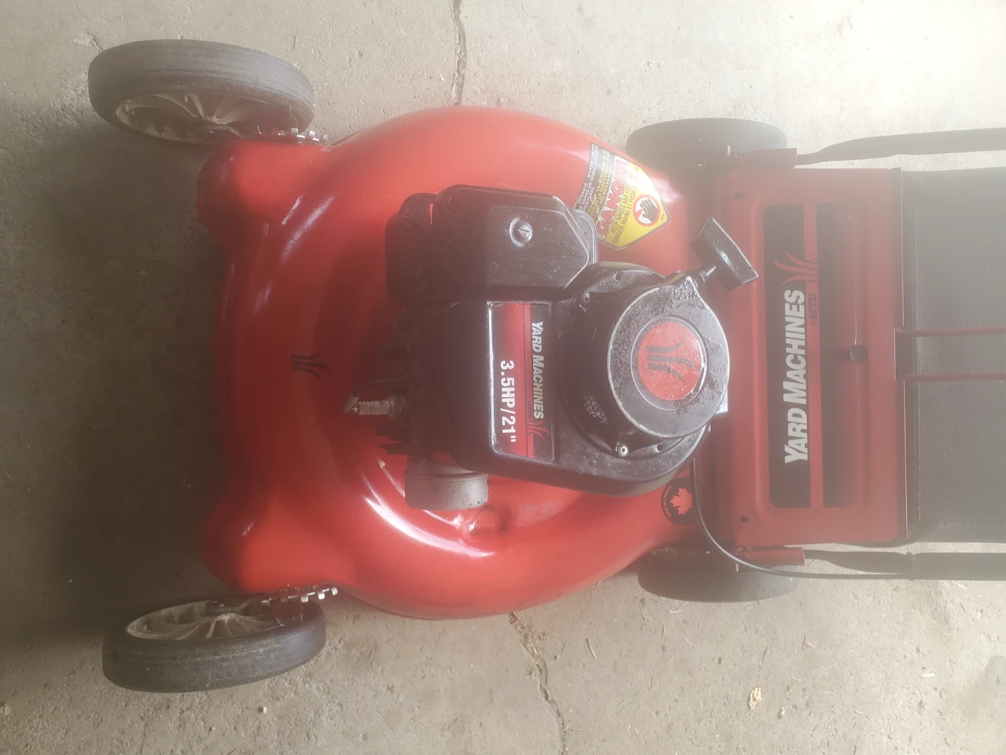 Yard Machines 3.5HP 21" Lawnmower - photo 2