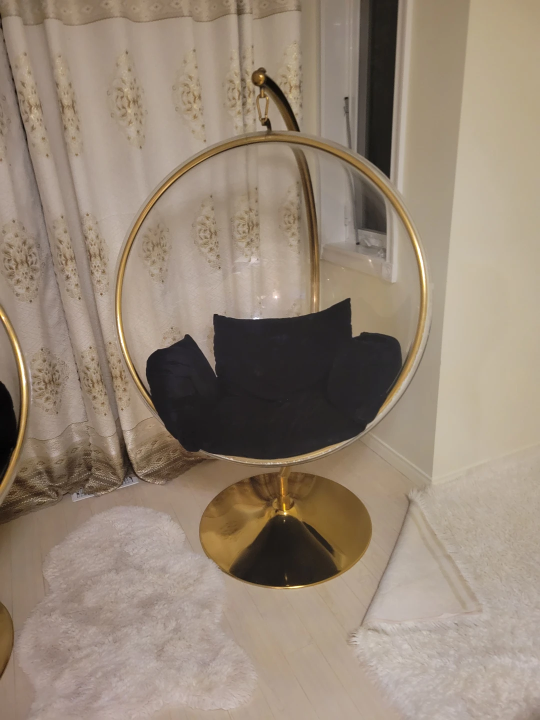 Gold Acrylic Bubble Chagir with Black Cushion - photo 4