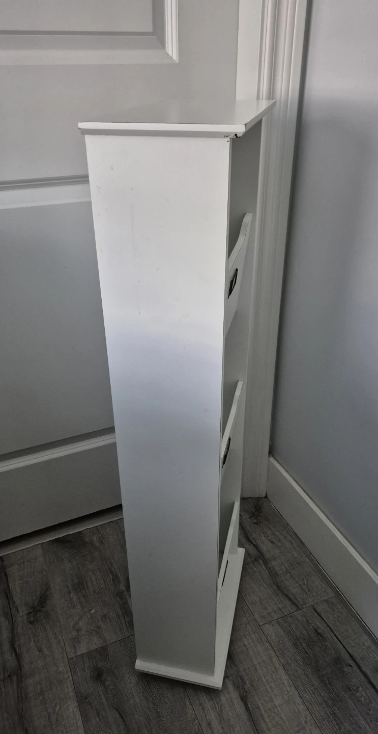 White Organizer and storage. - photo 5