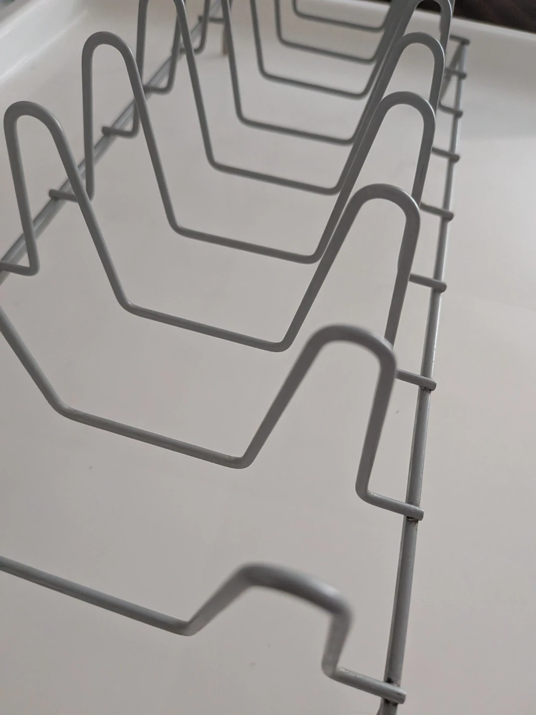 Plate Drying Rack with Tray - photo 4