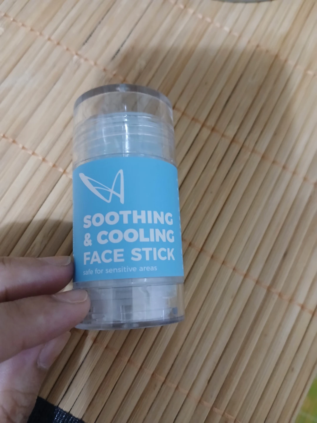 Aura Soothing & Cooling Face Stick⚽