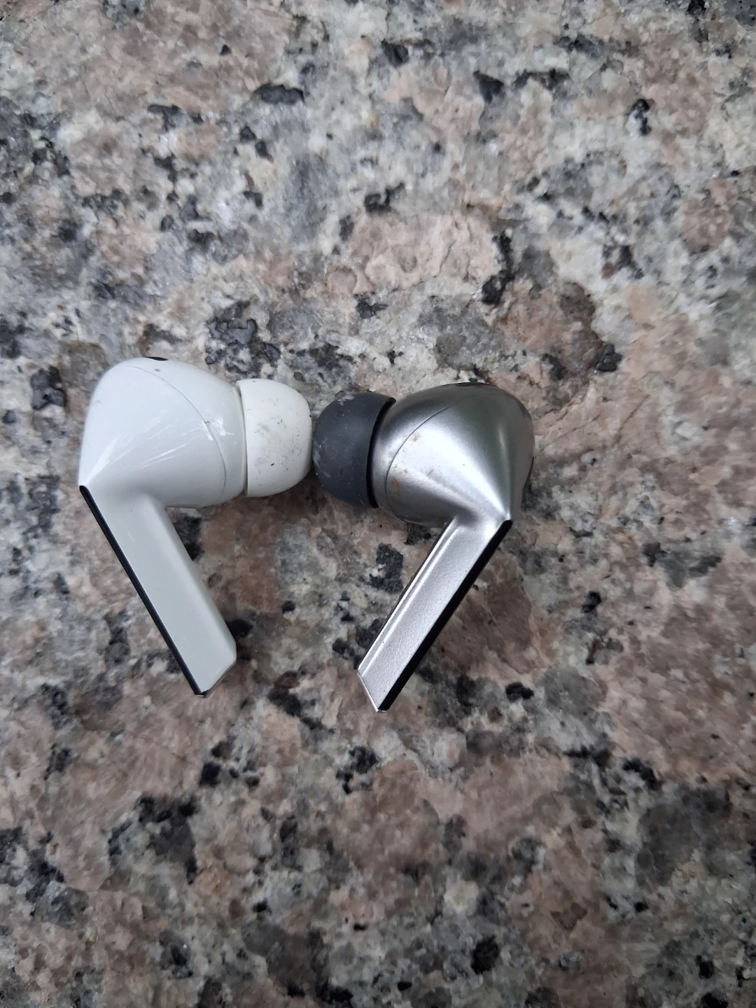 SAMSUNG Galaxy Buds 3 Pro (right)&(left)