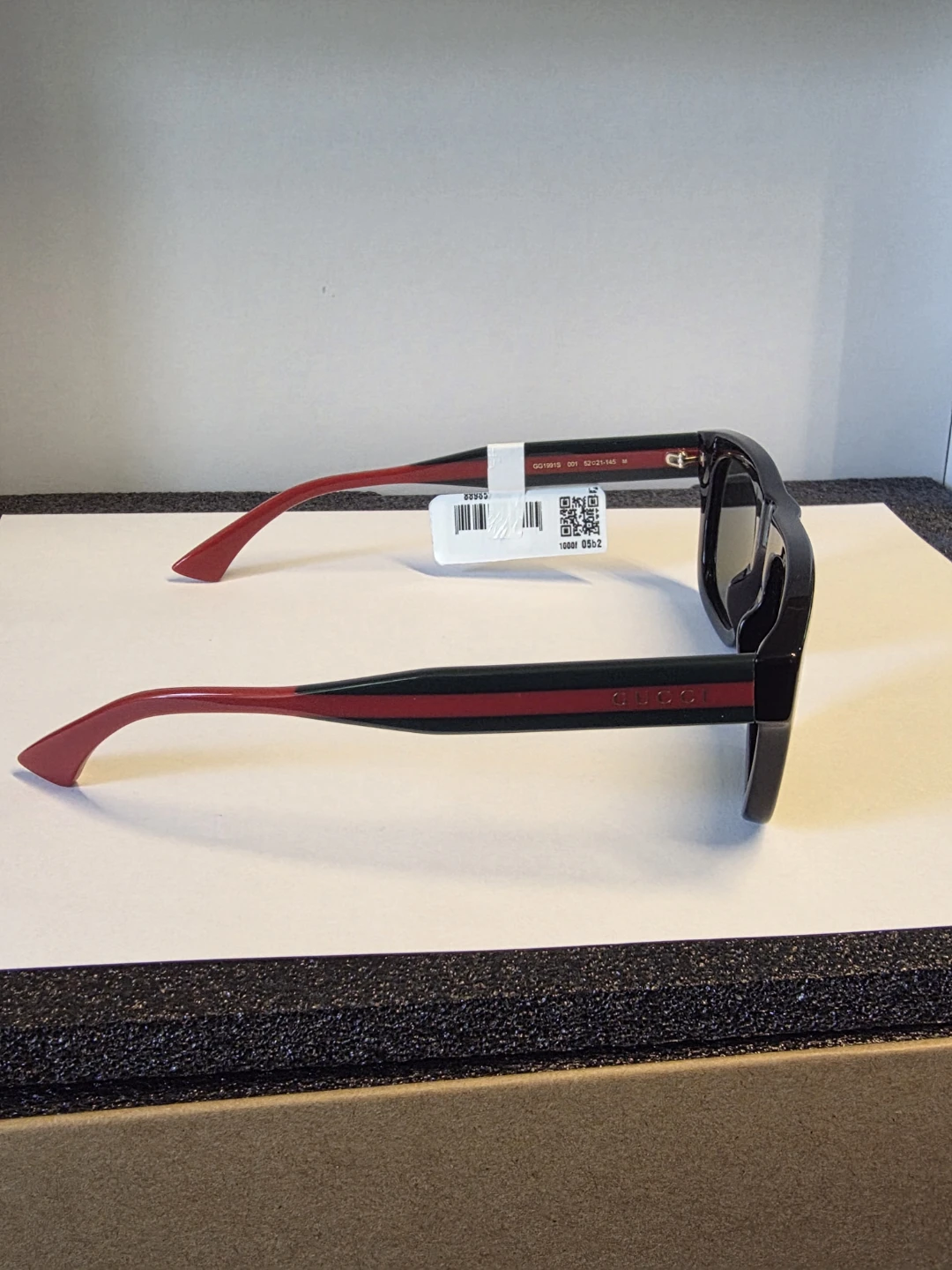 Gucci Sunglasses GG1835S - photo 2