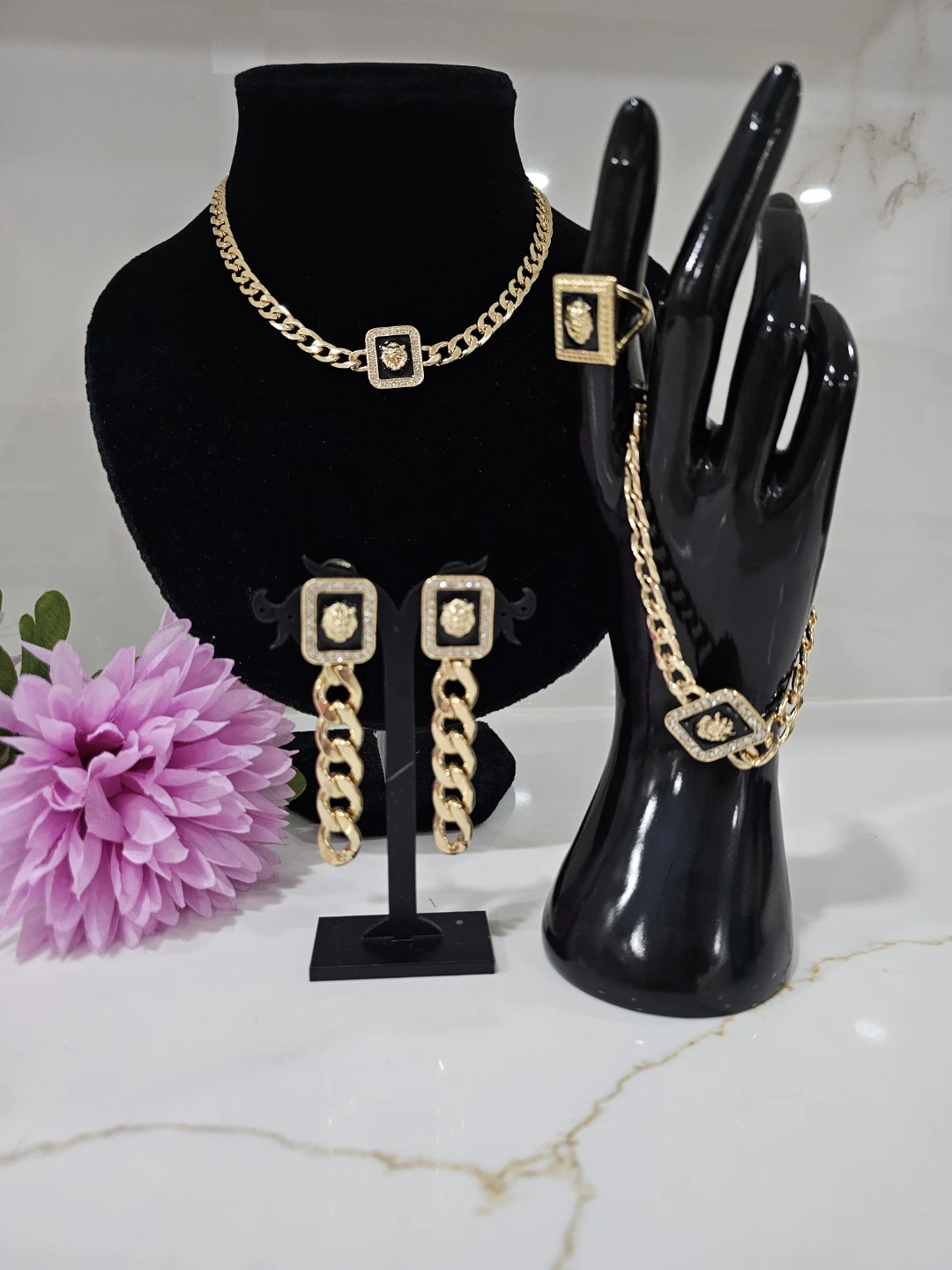 Gold lion head Necklace set