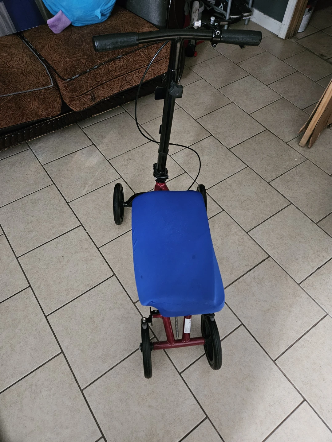 Knee Scooter Walker