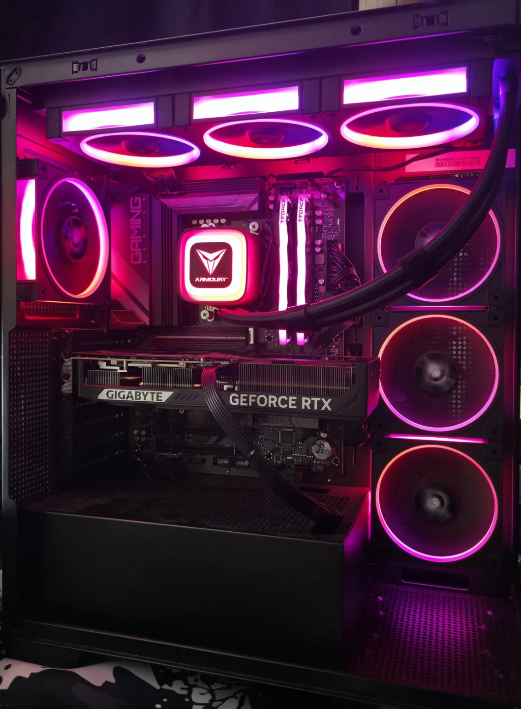 Gaming pc | Ryzen 7 7800X3D | RTX 5070 | Armoury Sentinel