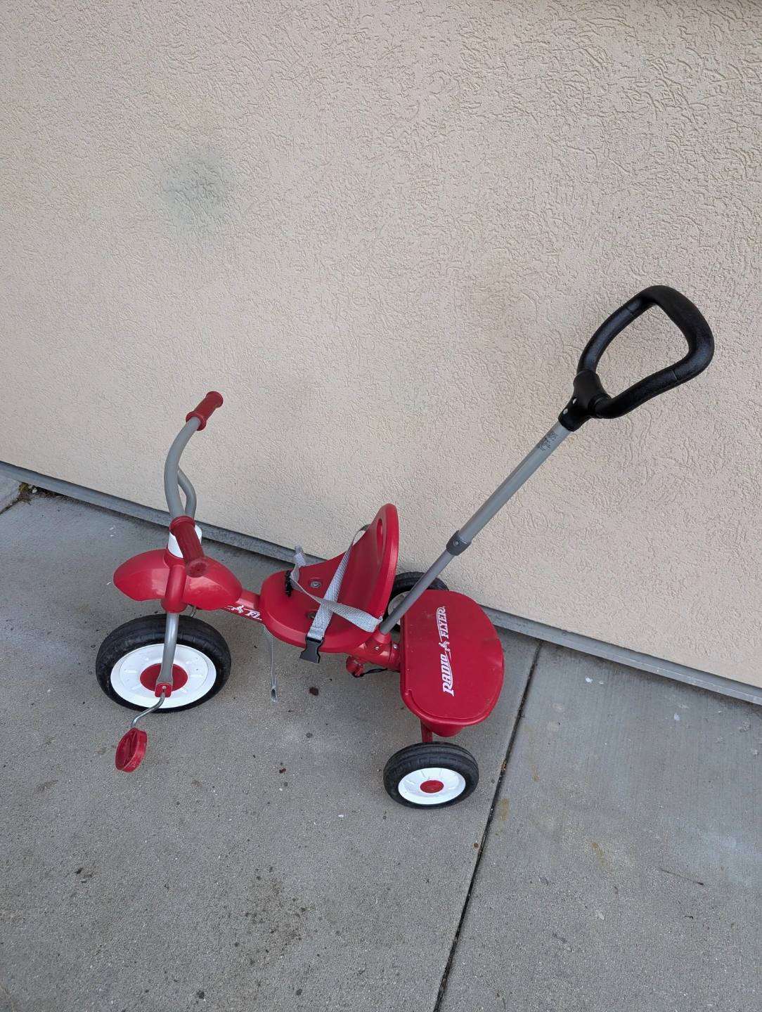 Radio Flyer Tricycle with Parent Handle - photo 2