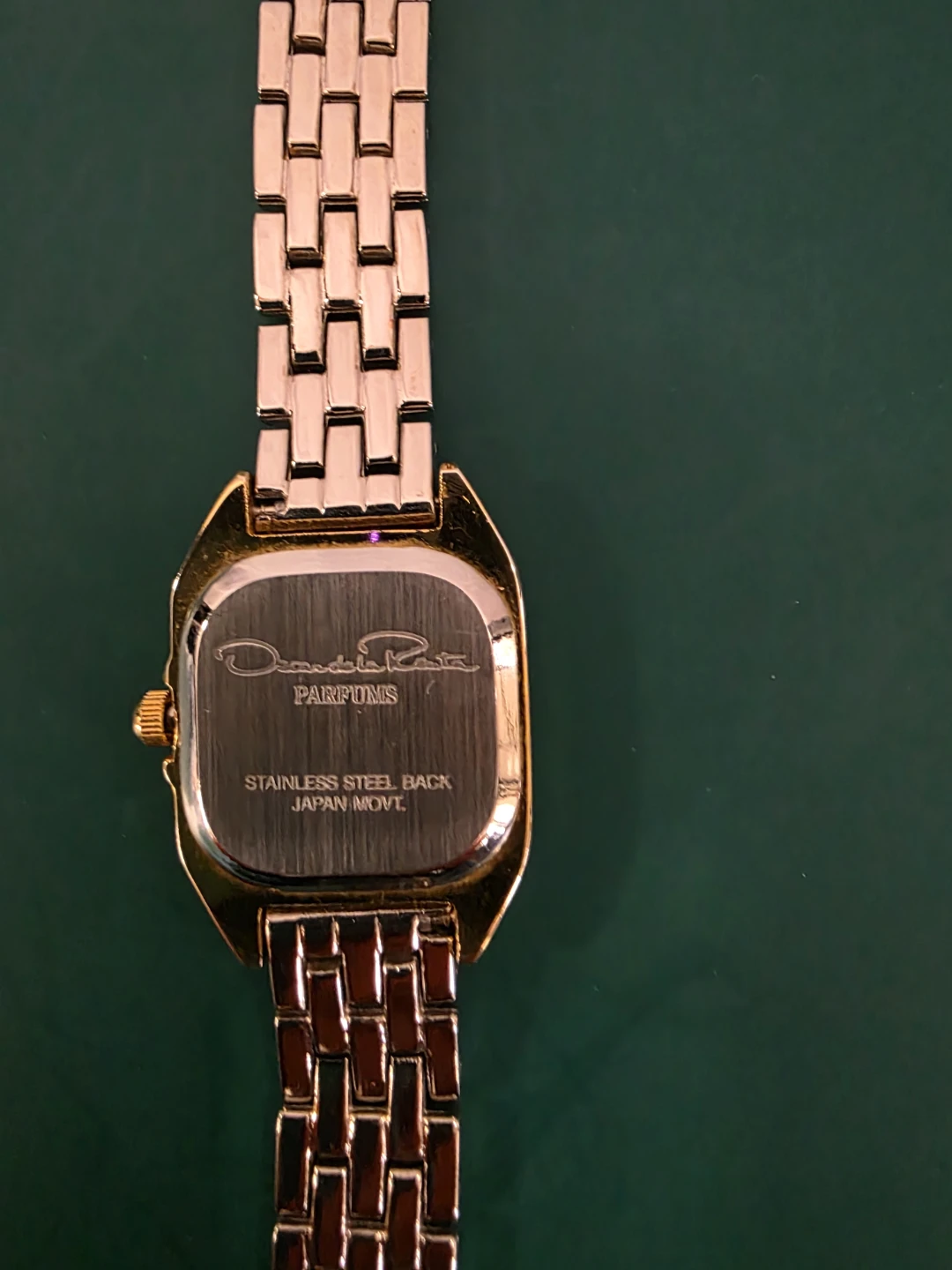 Vintage Oscar de la Renta Parfums Quartz Watch - photo 4