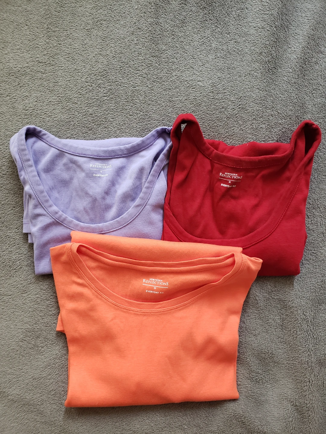 Women's t-shirt - Size M