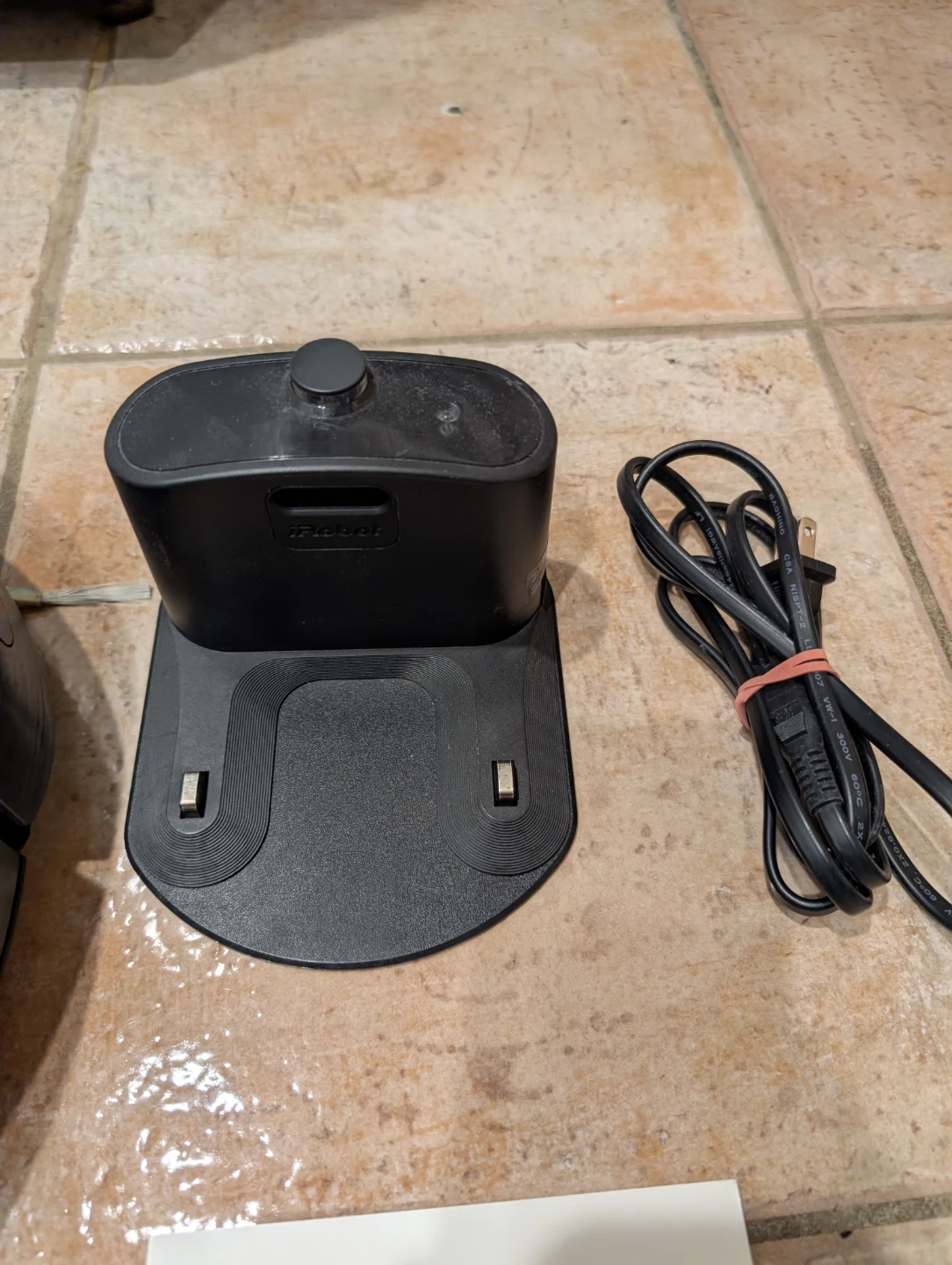 Roomba 650 - new battery - photo 4