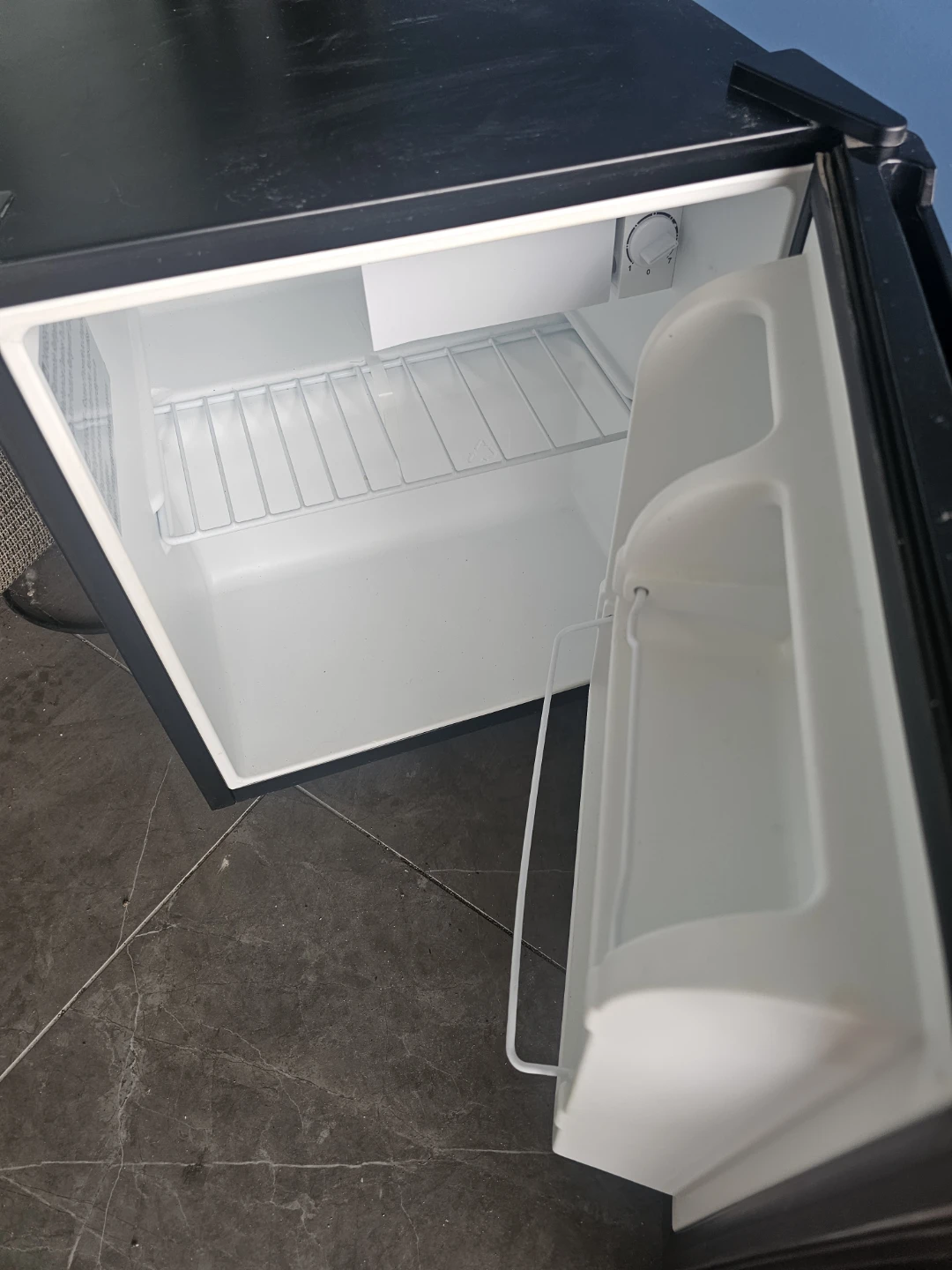 Galanz 1.7 cu.ft. Compact Refrigerator - photo 2