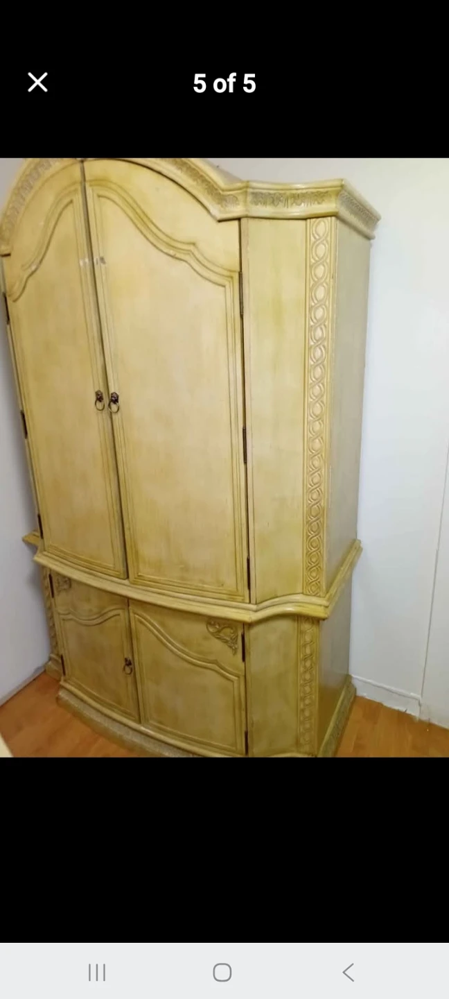 Antique Style Bedroom Set